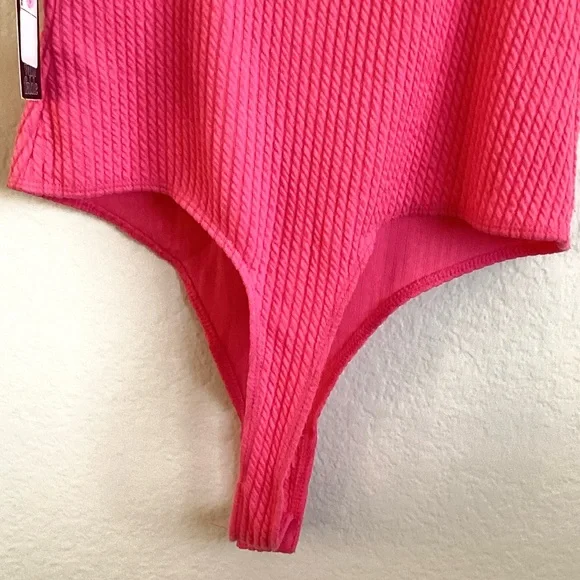 \Wild Fable\ NWT Pink Textured Bodysuit - Picture 12 of 15